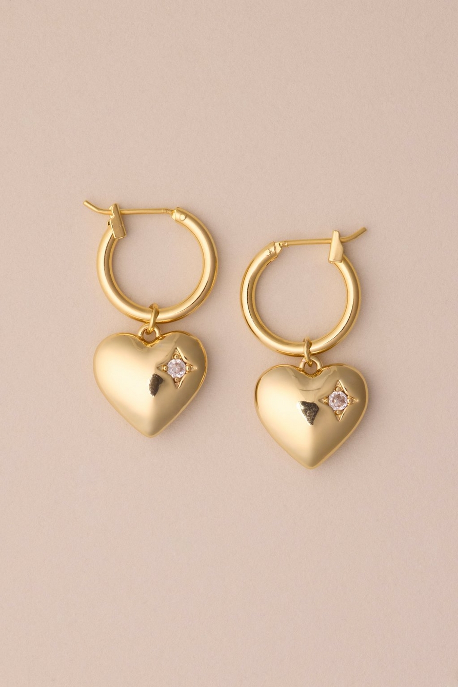 gold heart hoop earrings